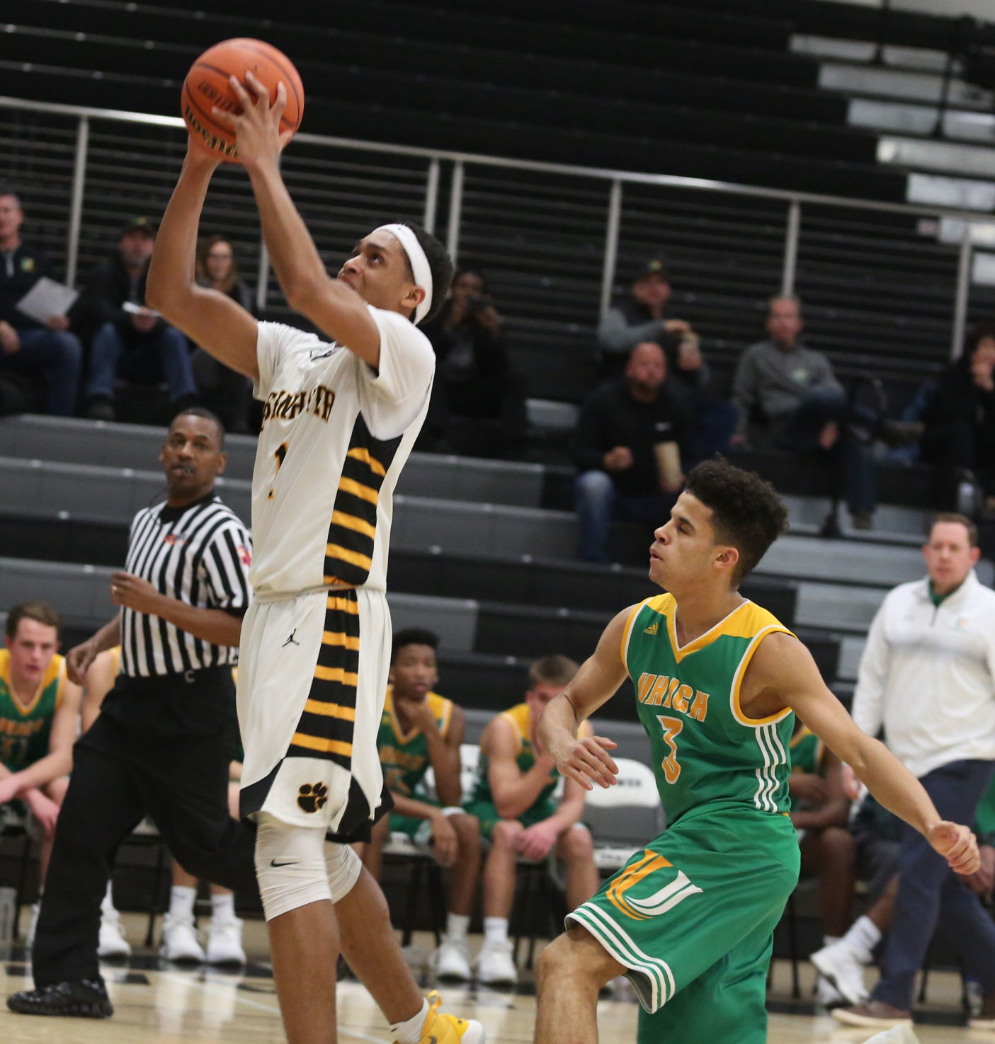 Esienhower U High 18 02.13.18.JPG